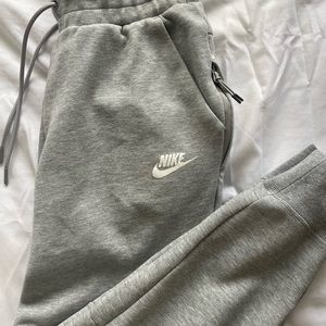 Nike Sweatpants